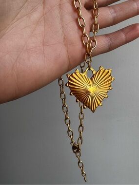 Rare Discontinued Hart Necklace 14k GF 18”